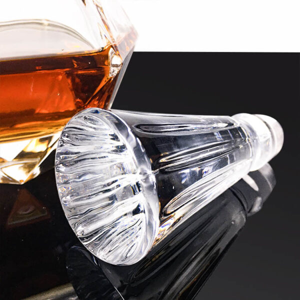 glass decanter