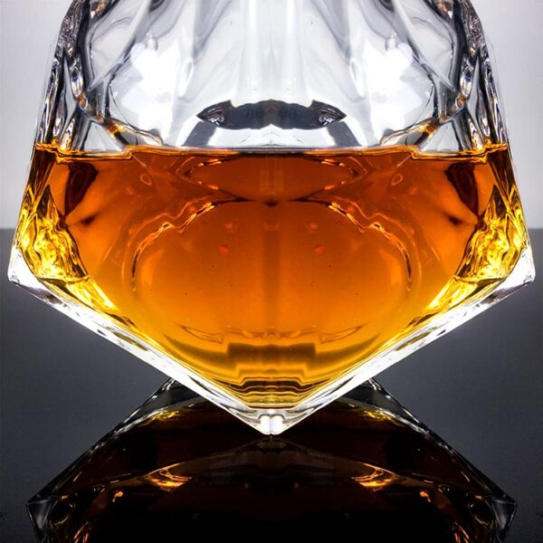 whiskey-decanter-gift