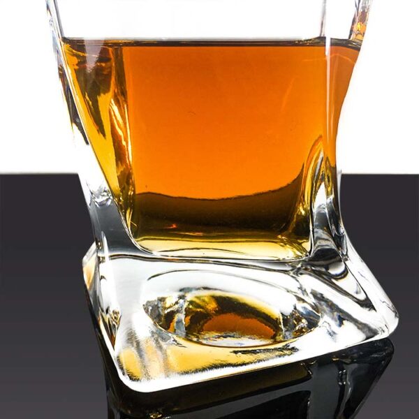 decanter whiskey