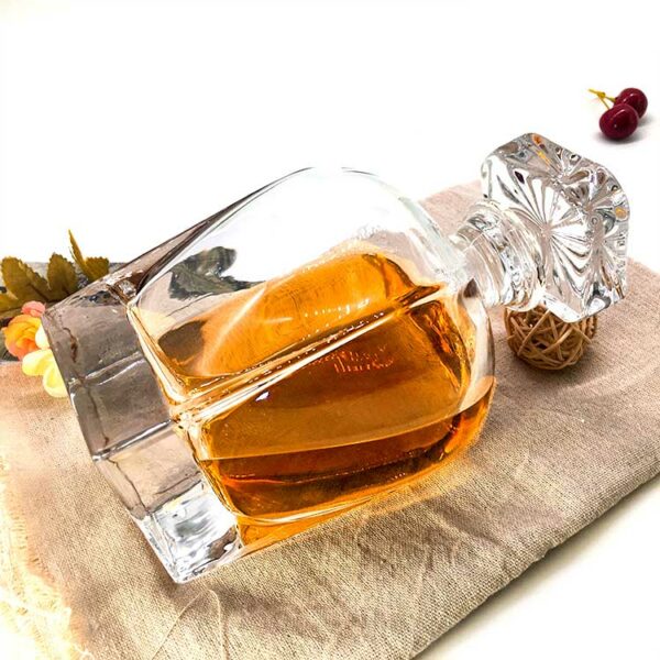 luxury decanter