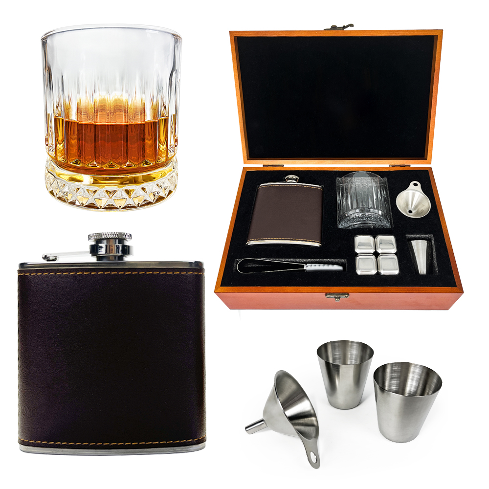 whiskey hip flask set