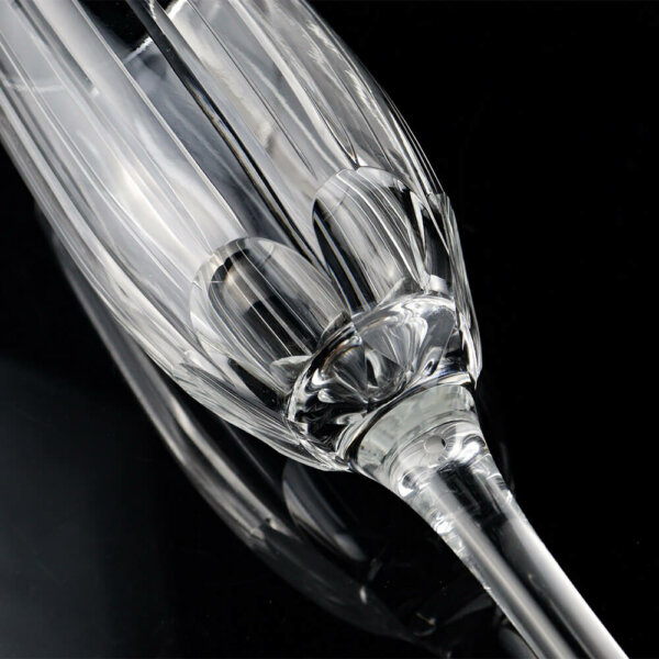 glass champagne flutes